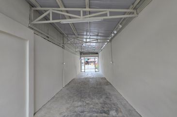 New Renovated Retail shop @ Kuala Terengganu Town