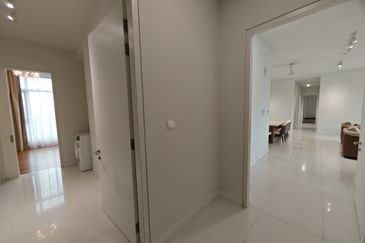 Mayfair Residences @ Pavilion Embassy