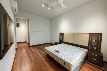 Mayfair Residences @ Pavilion Embassy