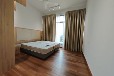 Mayfair Residences @ Pavilion Embassy