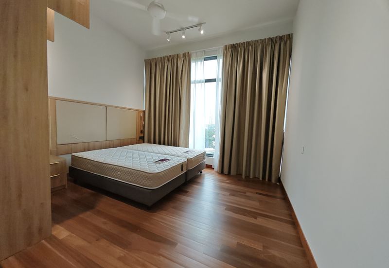 Mayfair Residences @ Pavilion Embassy