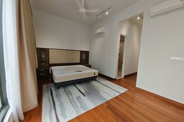 Mayfair Residences @ Pavilion Embassy