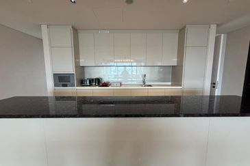 Fully Furnished w ID Panoramic View KLCC  For Rent @Pavilion Damansara Heights