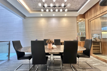 East Residence @ KLGCC