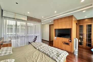 East Residence @ KLGCC