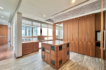 East Residence @ KLGCC