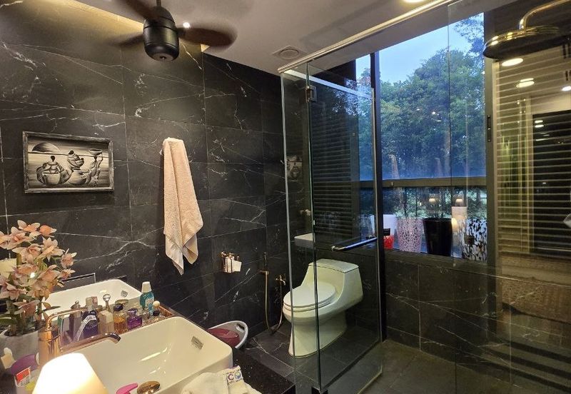 East Residence @ KLGCC