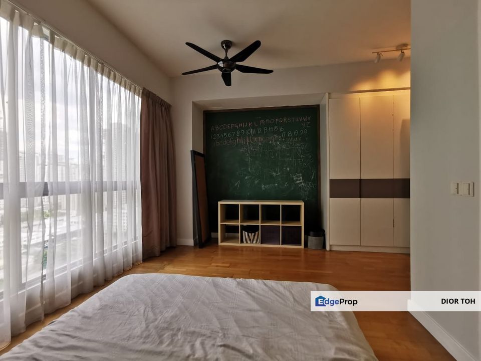 Condo with KL Tower and Merdeka 118 view @ Gateway Kiaramas Residences, Mont Kiara. Walking distance to Garden International School & Verve Shops, Kuala Lumpur, Mont Kiara
