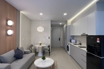  CHEAP Investment with potential ROI 5% @ KLCC. 