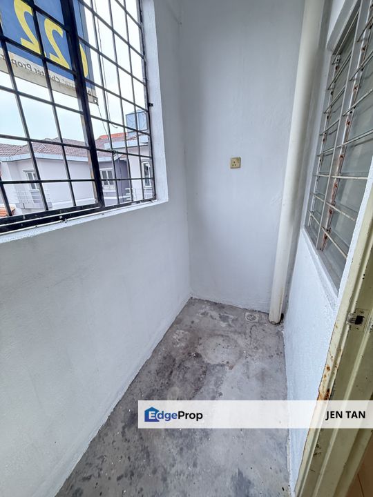 Below Bank Value unit at Randa Apartment Kota Kemuning, Selangor, Kota Kemuning