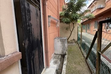 Canal Gardens, Kota Kemuning