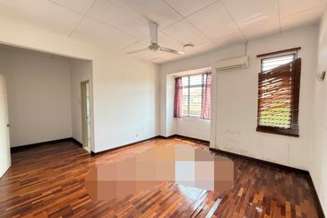 Canal Gardens, Kota Kemuning