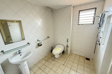 Canal Gardens, Kota Kemuning