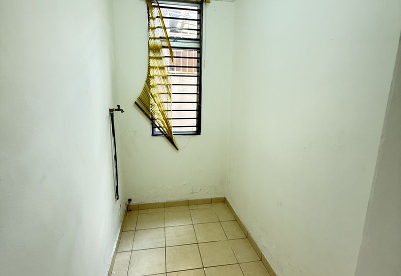 Canal Gardens, Kota Kemuning