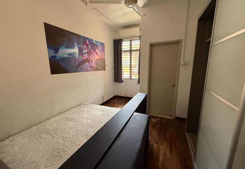 Canal Gardens, Kota Kemuning