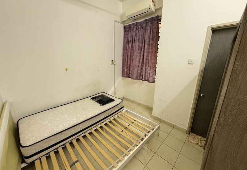 Canal Gardens, Kota Kemuning