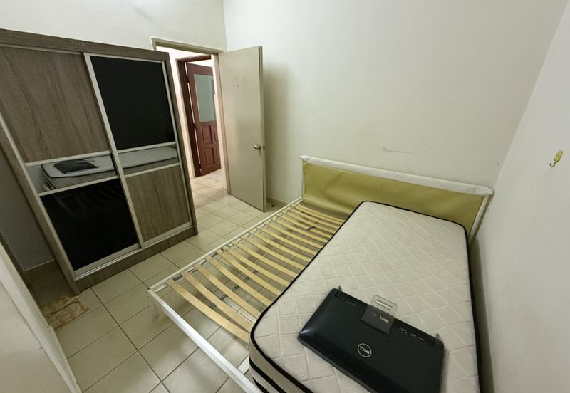 Canal Gardens, Kota Kemuning