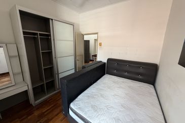 Canal Gardens, Kota Kemuning