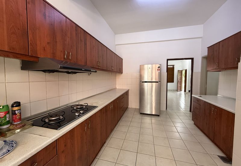 Canal Gardens, Kota Kemuning