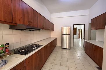 Canal Gardens, Kota Kemuning