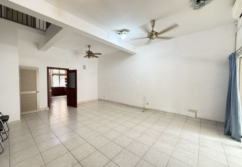 Canal Gardens, Kota Kemuning