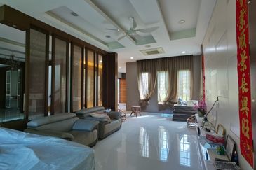 Kota Kemuning Hillside Manor Corner Bungalow for Sale
