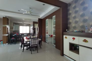 Kota Kemuning Hillside Manor Corner Bungalow for Sale