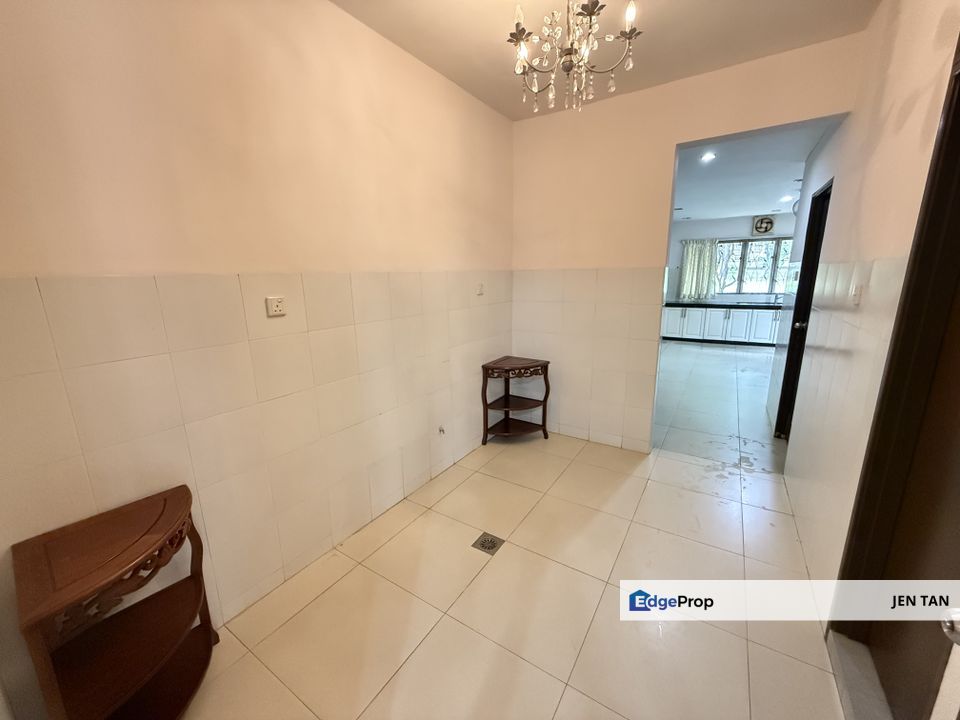 Fully Furnished Semi-D with Huge Land for Rent, Selangor, Shah Alam