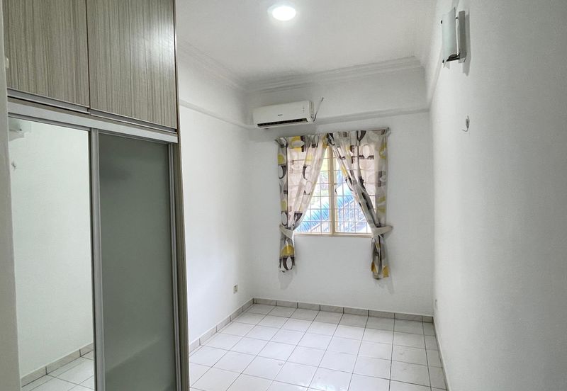 Casa Venicia Condominium