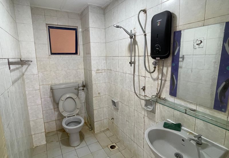 Casa Venicia Condominium