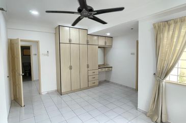 Casa Venicia Condominium