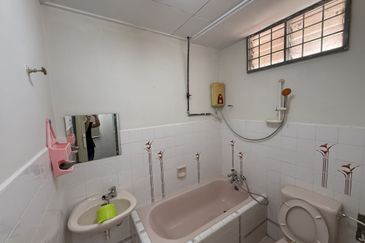 Corner Puncak Templer Bandar Baru Selayang Semi D For Sale