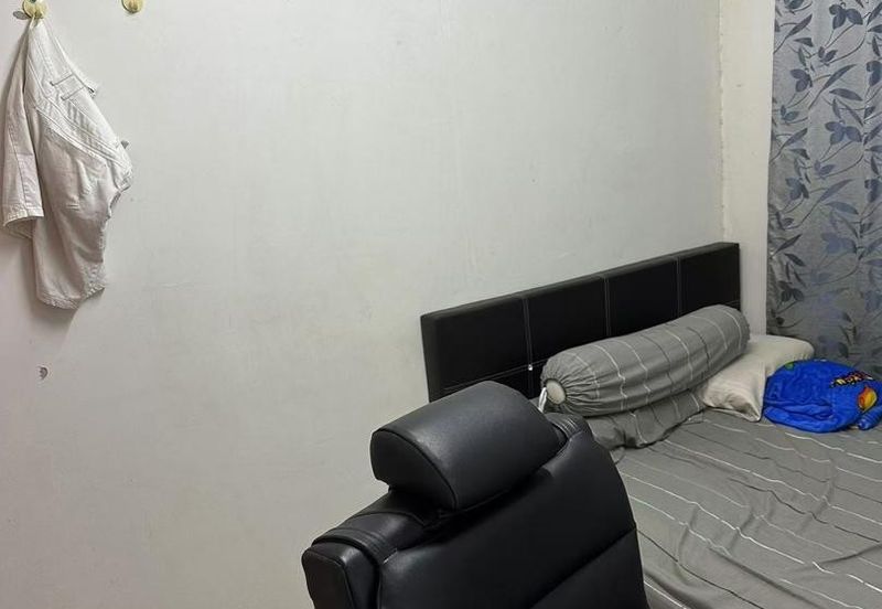 Pangsapuri Damai, Subang Bestari