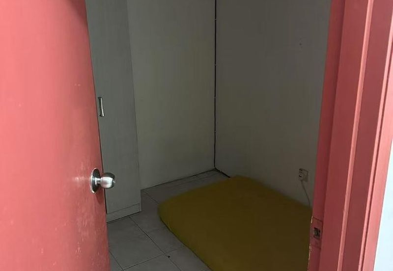 Pangsapuri Damai, Subang Bestari