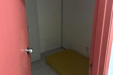 Pangsapuri Damai, Subang Bestari