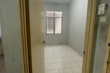 Taman Setia Balakong