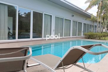 Single storey bungalow in taman duta