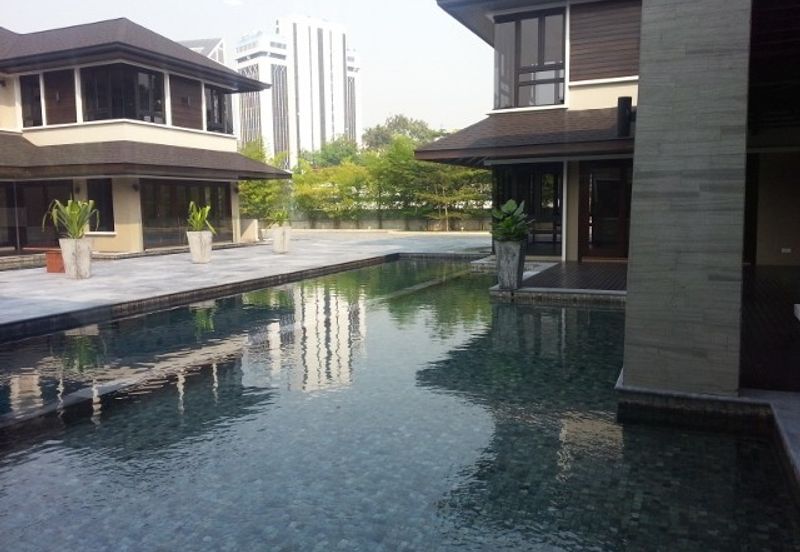 2 mansion Bungalow @ city centre lorong gurney