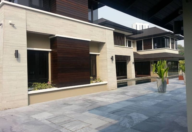 2 mansion Bungalow @ city centre lorong gurney