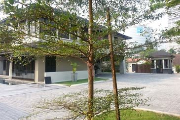 2 mansion Bungalow @ city centre lorong gurney