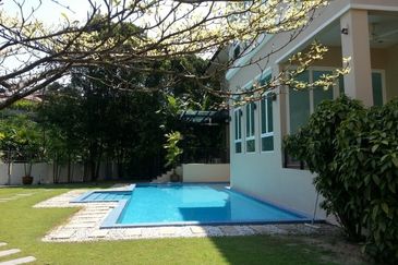 2 storey bungalow @ taman duta 