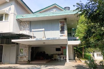 Bungalow land @ bukit tunku Kenny hills for sale 