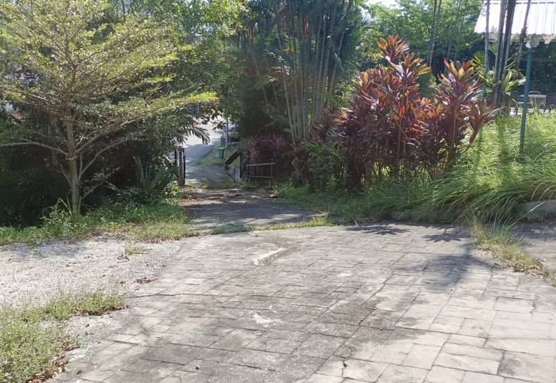 Bungalow land @ bukit tunku Kenny hills for sale 