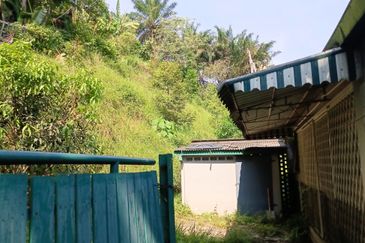 Bungalow land @ bukit tunku Kenny hills for sale 