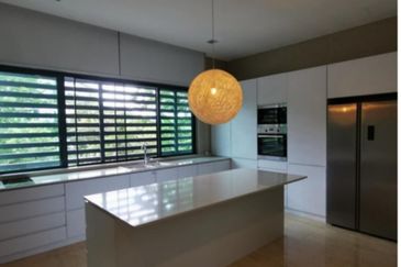 10 Damansara Heights