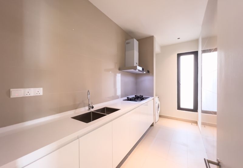 Oxford Residences @ Pavilion Embassy