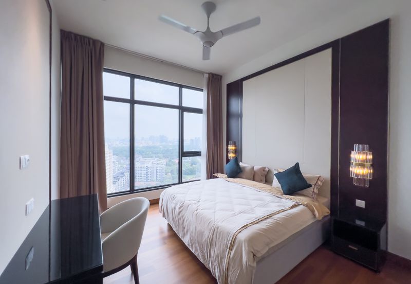 Oxford Residences @ Pavilion Embassy