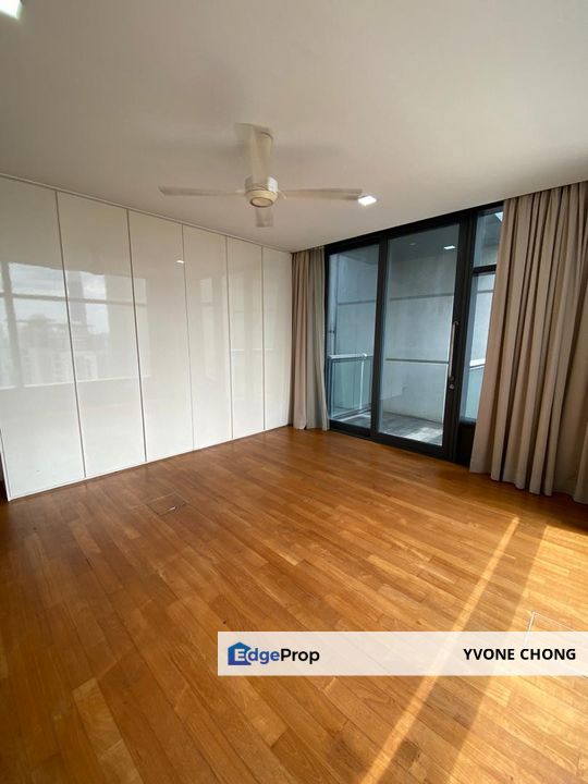 Troika condo klcc for sale high floor , Kuala Lumpur, KL City
