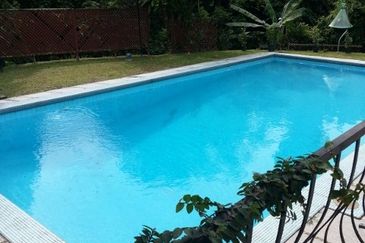 Single storey  Bungalow to let in bukit tunku