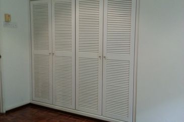 Single storey  Bungalow to let in bukit tunku